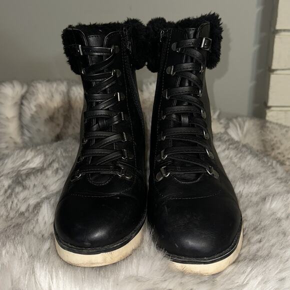 MIA Makayla Combat Bootie with Fur Wedge Heel Women’s Sz 7.5 Black - Picture 2 of 9
